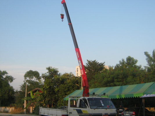 ขายอีซูซุ6ล้อ 115แรงติดเครน3ตัน รถห้างแท้