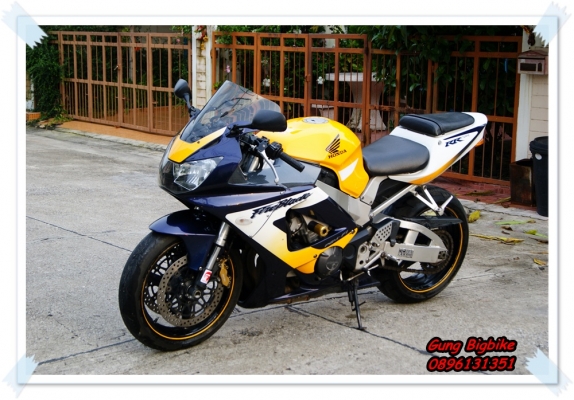 ขาย CBR929 ปี 2001 อินวอยครบถ้วน ราคาไม่แพง