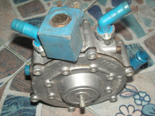 หม้อต้มเเก็สพี่ที่อยู่ศรีนครินทร์รับไปดูเเลต่อแล้วครับ หม้อต้มเเก็สพี่ที่อยู่ศรีนครินทร์รับไปดูเเลต่อแล้วครับ