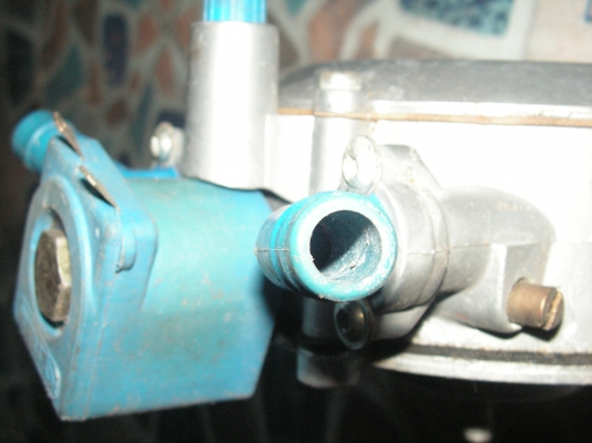 หม้อต้มเเก็สพี่ที่อยู่ศรีนครินทร์รับไปดูเเลต่อแล้วครับ หม้อต้มเเก็สพี่ที่อยู่ศรีนครินทร์รับไปดูเเลต่อแล้วครับ