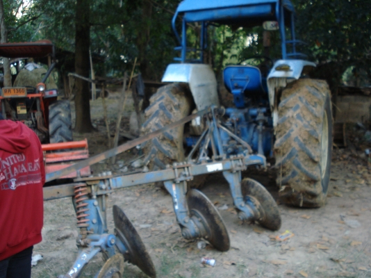 FORD 5000 T3 เครื่องแรงดี รถเดิมมาก ผาน3 เอกสารเล่มทะเบียน ด่วนครับ