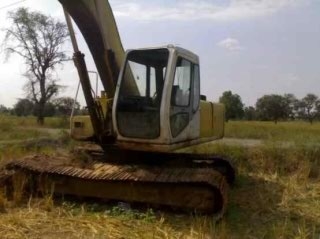 ขายด่วนSUMITOMO SH200 สภาพพร้อมใช้งาน เครื่องเดิมปั้มเดิม เอกสารเล่มทะเบียน