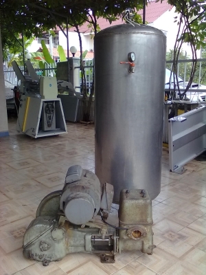 ปั๊มน้ำแรงดัน BUFFEL PUMDE Made in Germany สภาพพร้อมใช้งาน ปั๊มน้ำแรงดัน BUFFEL PUMDE Made in Germany สภาพพร้อมใช้งาน