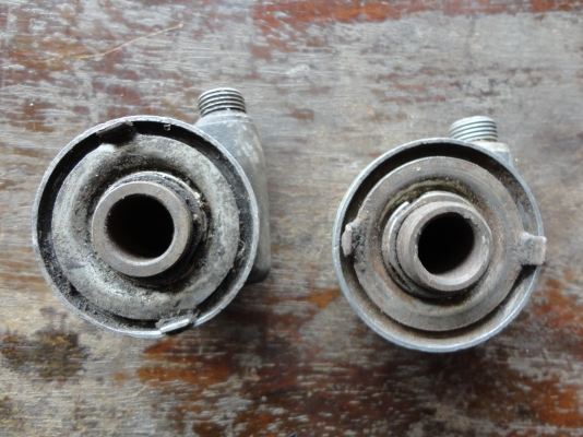 ขายกระปุกไมล์ K-125  + ฝาครอบกรอง A-100 สนใจโทร.081-005-8785