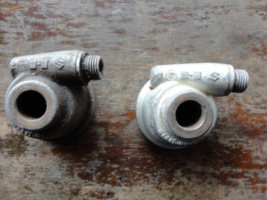 ขายกระปุกไมล์ K-125  + ฝาครอบกรอง A-100 สนใจโทร.081-005-8785