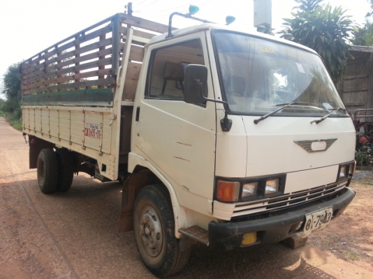 ขายด่วนHINO FB117แรงFหน้าหลังรถหกล้อสภาพพร้อมใช้สุดๆเอกสารชุดโอนพร้อมรีบโทรเลย 0811838154