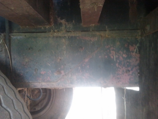 ขาย ROCKY เพลาเดียวเครื่อง 6BG  175 แรง รถล่อง 6 เกียร์เดินหน้า สภาพพร้อมใช้ (มีกระบะคอกเหล็กให้)