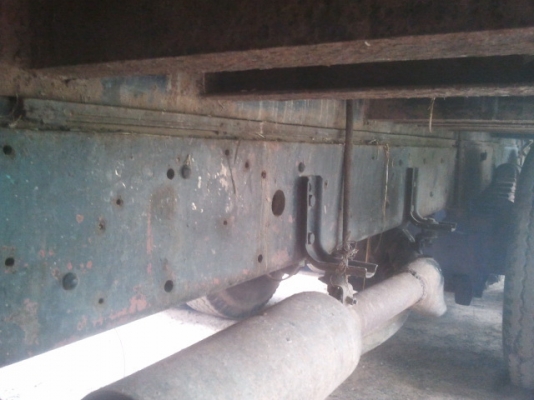 ขาย ROCKY เพลาเดียวเครื่อง 6BG  175 แรง รถล่อง 6 เกียร์เดินหน้า สภาพพร้อมใช้ (มีกระบะคอกเหล็กให้)