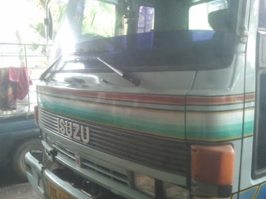 ขาย ROCKY เพลาเดียวเครื่อง 6BG  175 แรง รถล่อง 6 เกียร์เดินหน้า สภาพพร้อมใช้ (มีกระบะคอกเหล็กให้)