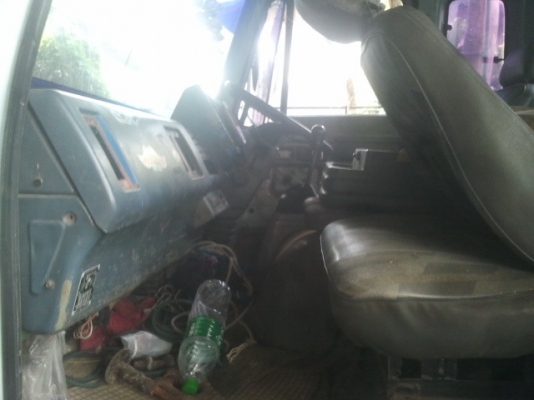 ขาย ROCKY เพลาเดียวเครื่อง 6BG  175 แรง รถล่อง 6 เกียร์เดินหน้า สภาพพร้อมใช้ (มีกระบะคอกเหล็กให้)