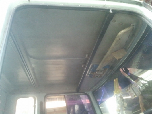 ขาย ROCKY เพลาเดียวเครื่อง 6BG  175 แรง รถล่อง 6 เกียร์เดินหน้า สภาพพร้อมใช้ (มีกระบะคอกเหล็กให้)