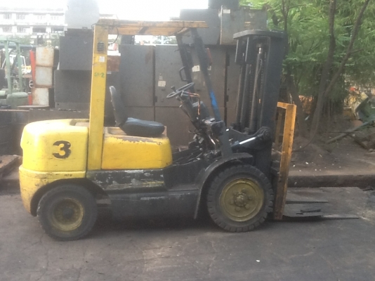 ขายถูกๆ รถยก TCM น้ำหนักยก 3 ตัน เครื่องดีเซล เกียร์ออโต้ เสาสูง 3 เมตร