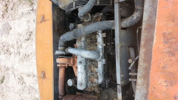 ลดราคาคับเหลือุุ600000 ของถูกมาอีกแล้วคับ ขายแมคโครEx200-2 สภาพสวย