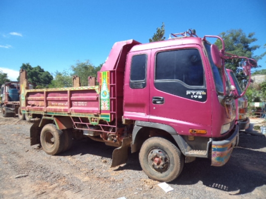 ขายรถ6ล้ออีซูซุเดก้าดั้ม195 แรง ราคาถูกๆๆๆ