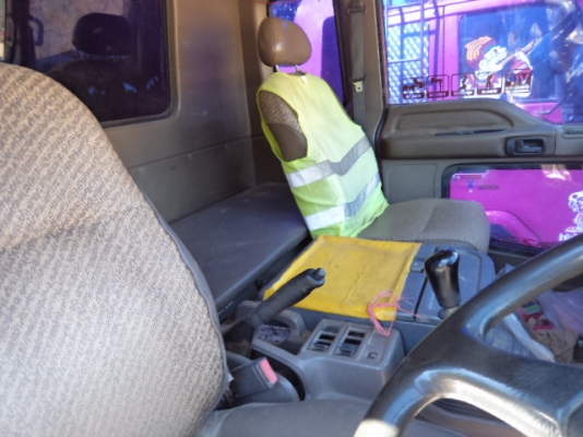 ขายรถ6ล้ออีซูซุเดก้าดั้ม195 แรง ราคาถูกๆๆๆ