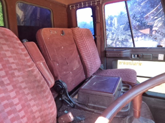 ขายรถ6ล้ออีซูซุร็อกดั้ม195 แรงม้า (ไมีมีเล่ม...อินวออย์หาย)