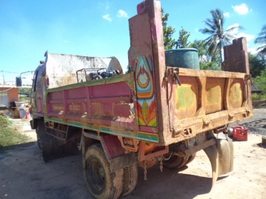 ขายรถ6ล้ออีซูซุร็อกดั้ม195 แรงม้า (ไมีมีเล่ม...อินวออย์หาย)