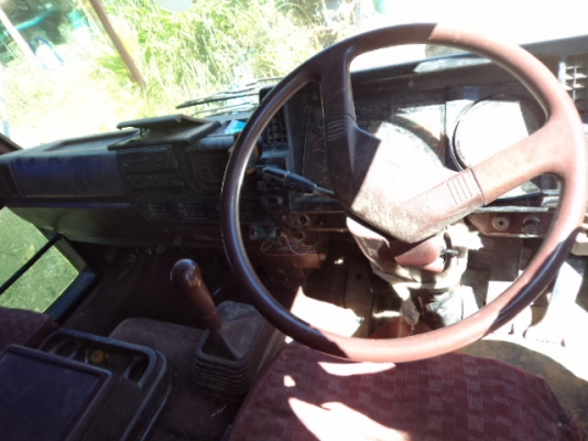 ขายรถ6ล้ออีซูซุร็อกดั้ม195 แรงม้า (ไมีมีเล่ม...อินวออย์หาย)