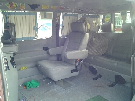 ขายรถตู้โฟล์คคาราเวลปี96รถบ้านแท้ๆขายถูกติดแก๊สLPGราคา139000