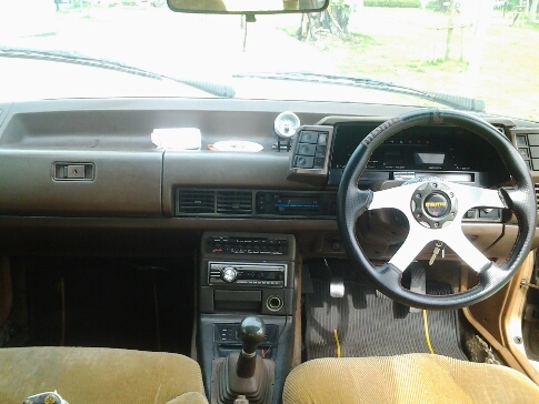 ขายMazda626เครื่องดีLPGแล้วแม๊ก17เครื่องเสียงดังขาย33000 ขายMazda626เครื่องดีLPGแล้วแม๊ก17เครื่องเสียงดังขาย33000