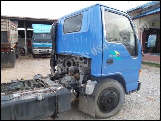 ขายด่วน รถบรรทุก 6 ล้อ ISUZU NKR 120 แรง รถห้างแท้ ปึ 40 รถสวยพร้อมใช้งาน ราคาสุดคุ้ม