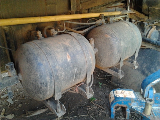 ***ขายแล้วครับขอบคุณ Truck2hand ขาย 10ล้อ2เพลาดั๊ม สภาพสวยเดิมๆ ISUZU FXZ13NFY 210 เครื่องเดิมเกียร์เดิม แห้งดีแรง ไม่เยิ้ม ช่วงล่างแน่นคัสซีสวยเดิม กระบะดั๊มเหล็กสภาพสวยไม่มีผุไม่หัก พื้นดี ข้างดี ยางดี10เส้น หัวบางภายในดี คอนโซลดี พร้อมใช้พร้อมลุยงาน รา