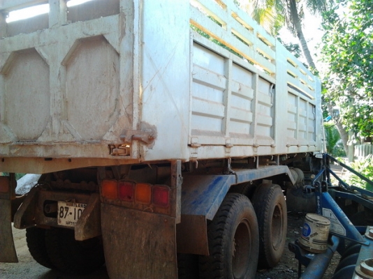 ***ขายแล้วครับขอบคุณ Truck2hand ขาย 10ล้อ2เพลาดั๊ม สภาพสวยเดิมๆ ISUZU FXZ13NFY 210 เครื่องเดิมเกียร์เดิม แห้งดีแรง ไม่เยิ้ม ช่วงล่างแน่นคัสซีสวยเดิม กระบะดั๊มเหล็กสภาพสวยไม่มีผุไม่หัก พื้นดี ข้างดี ยางดี10เส้น หัวบางภายในดี คอนโซลดี พร้อมใช้พร้อมลุยงาน รา