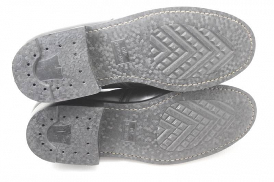 รองเท้าทำงาน Work shoes Made in Romania size 8.5=27 CM งานสวย ยังไม่ลงดิน ใช้ได้อีกยาว รองเท้าทำงาน Work shoes Made in Romania size 8.5=27 CM งานสวย ยังไม่ลงดิน ใช้ได้อีกยาว