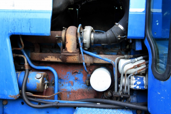 ขายรถไถ 2 เพลา (4WD) FORD TW-25 สนใจติดต่อ 086-775-7900