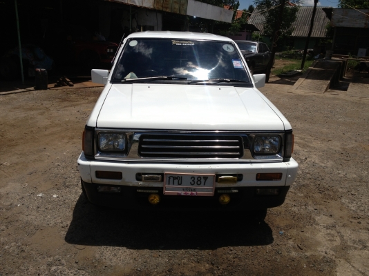 ขายด่วนมิตซู4ประตูพร้อมใช้ครับ