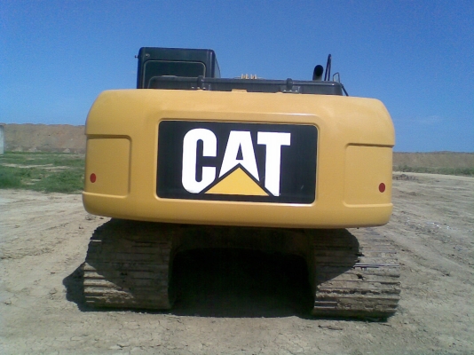 ขาย CAT 320D กระบอกดำ / ทำงาน 6,xxx กว่าชั่วโมง