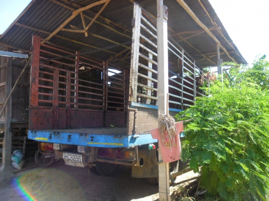 รถหกล้อHINO KM779 ยาว5.5 เมตร เครื่องดี คันซีสวย สนใจโทรมานะครับ