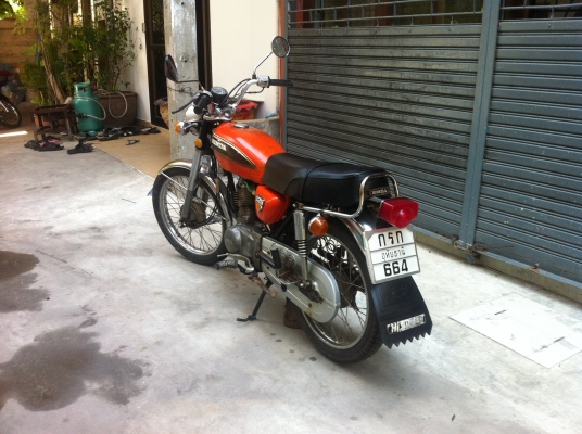 ขาย HONDA CG125 สภาพเดิมๆๆเครื่องดีมากๆๆ ขาย HONDA CG125 สภาพเดิมๆๆเครื่องดีมากๆๆ