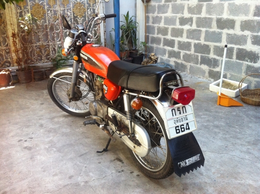 ขาย HONDA CG125 สภาพเดิมๆๆเครื่องดีมากๆๆ ขาย HONDA CG125 สภาพเดิมๆๆเครื่องดีมากๆๆ