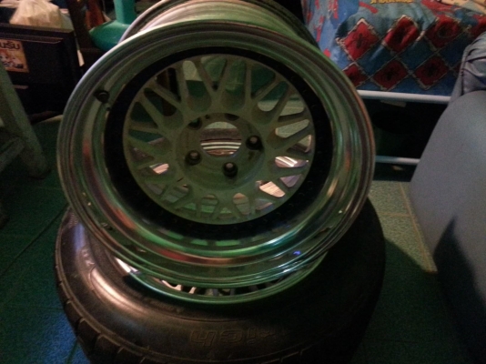 ขายล้อ RAYแท้ 16 5รูกว้าง 10 นิ้ว อ๊อฟลึกๆเลย 5000