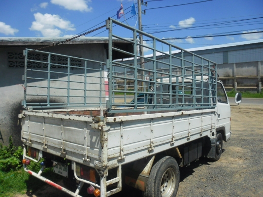 รถสี่ล้อ Isuzu 88พวงมาลัยพาวเวอร์ รถสวยคอกสวยพร้อมใช้งานเอกสารทะเบียนพร้อม