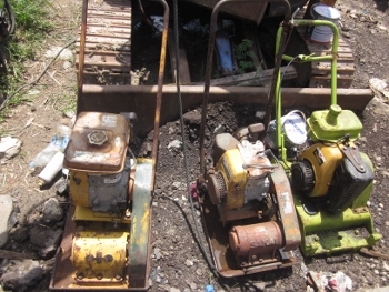 ขาย- เครื่องตบดิน พื้นเรียบ หลายตัว ทั้ง MEIWA, HOWA, KOMATSU มือสองจากญี่ปุ่น ราคาตัวละ 8,500 บาท