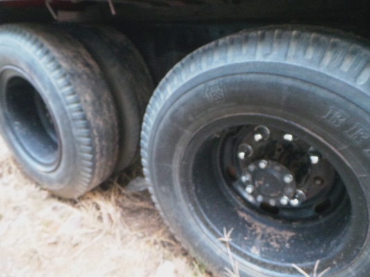 HINO  F18 เครื่อง HO7C   กระบะอลูมิเนียม ยางเต็ม คัซซีสวย