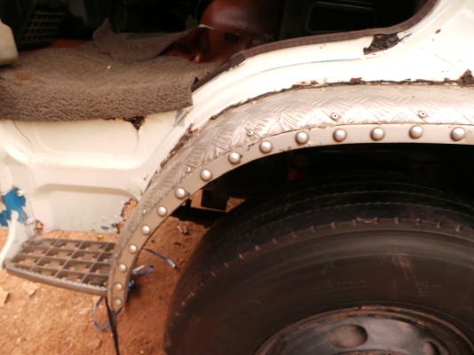 HINO  F18 เครื่อง HO7C   กระบะอลูมิเนียม ยางเต็ม คัซซีสวย