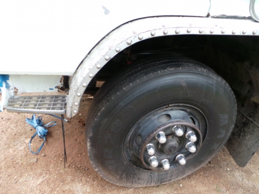 HINO  F18 เครื่อง HO7C   กระบะอลูมิเนียม ยางเต็ม คัซซีสวย