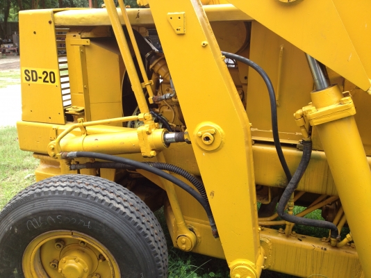 ขาย รถตักล้อยาง