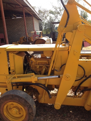 ขาย รถตักล้อยาง