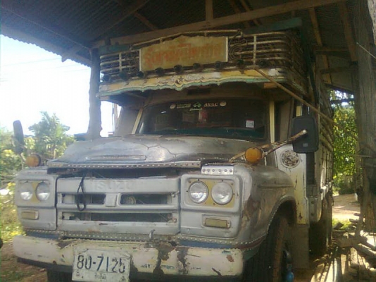 ขาย10ล้อหน้ายาว175แรง ช่วงล่างสองเพลาใหญ่