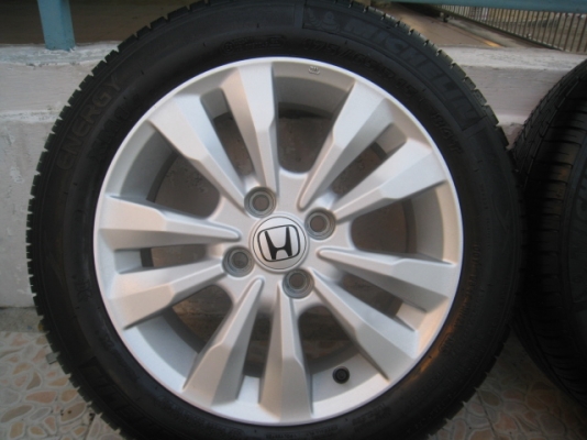 ขายล้อแม็ก Honda city ถอดจากรถป้ายแดง 15"x5.5" et45 4รู100 + ยางปี 13 (081-3747940)