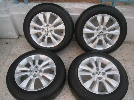 ขายล้อแม็ก Honda city ถอดจากรถป้ายแดง 15"x5.5" et45 4รู100 + ยางปี 13 (081-3747940)