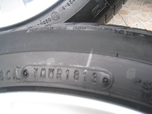 ขายล้อแม็ก Toyota vios ถอดจากรถป้ายแดง 15"x5.5" et45 4รู 100+ ยางปี 1813  (081-3747940)