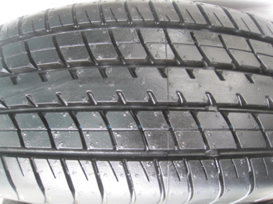 ขายล้อแม็ก Toyota vios ถอดจากรถป้ายแดง 15"x5.5" et45 4รู 100+ ยางปี 1813  (081-3747940)