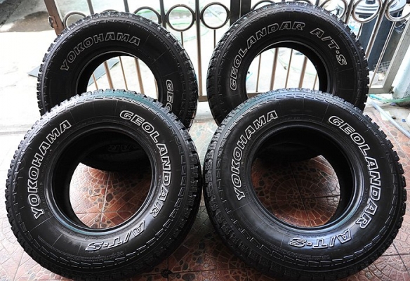 ยาง Yokohama AT-S ขอบ 15"