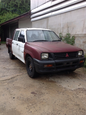 ขายรถมิตซู 4ประตู
