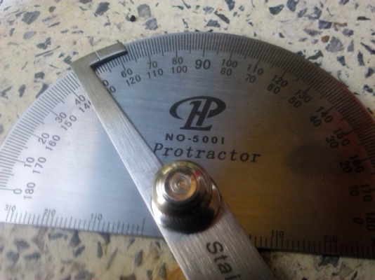 บรรทัดวัดมุม ใช้ง่ายสะดวก ชั้นส่วนน้อย บรรทัดวัดมุม ใช้ง่ายสะดวก ชั้นส่วนน้อย